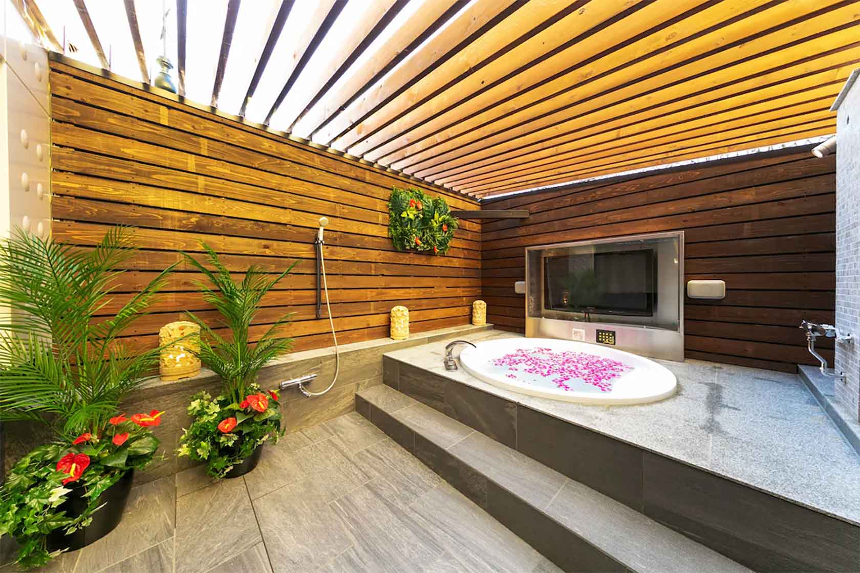 アイリゾート アルティア ラグジュアリー岐阜店 - 大人限定