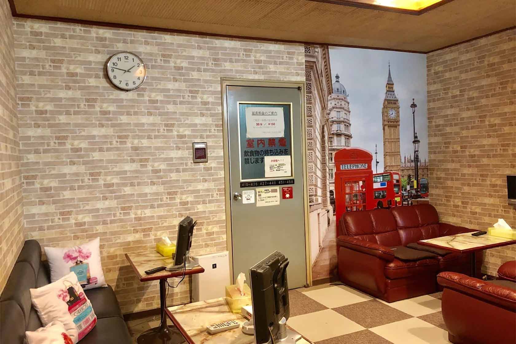 カプセルホテル ブロックルーム