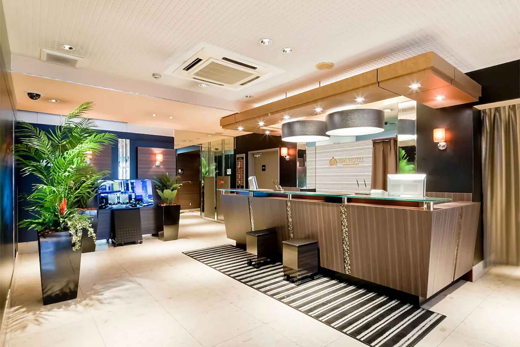 アパホテル〈熊本桜町バスターミナル南〉