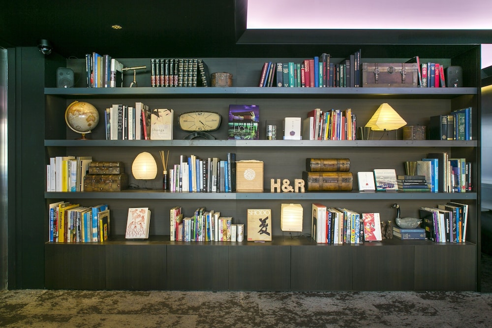 六本木ホテル S 東京