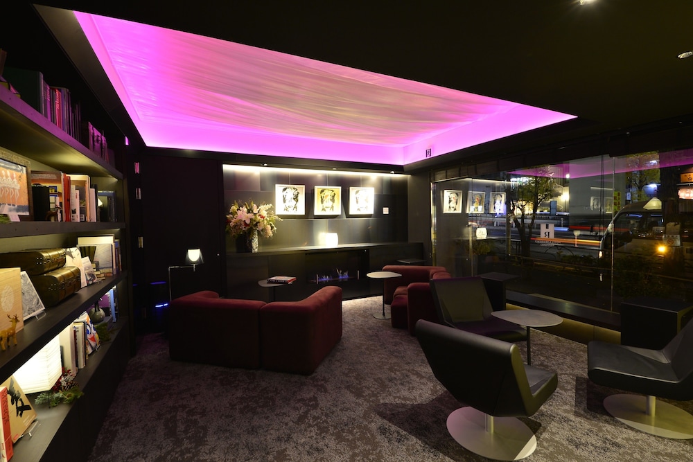 六本木ホテル S 東京