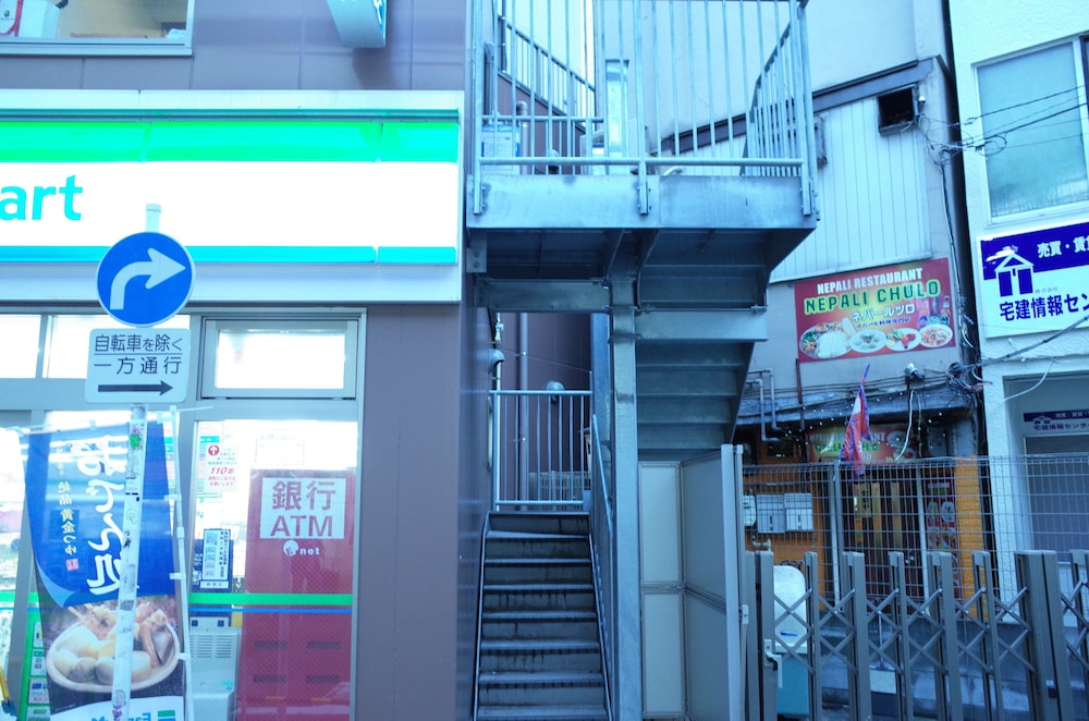 BNB+ 新宿城　※ 東京