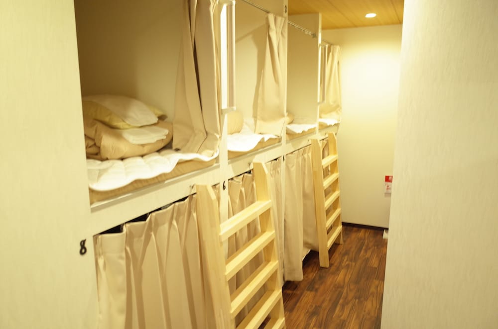 BNB+ 新宿城　※ 東京