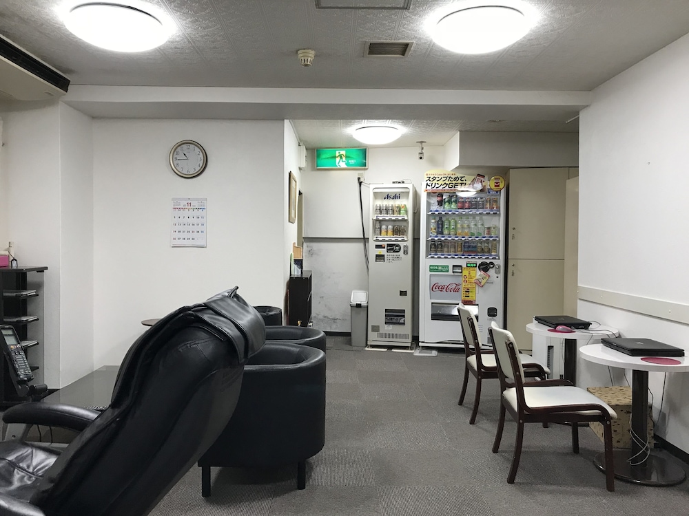 カプセルきぬやホテル池袋 - 男性専用 東京