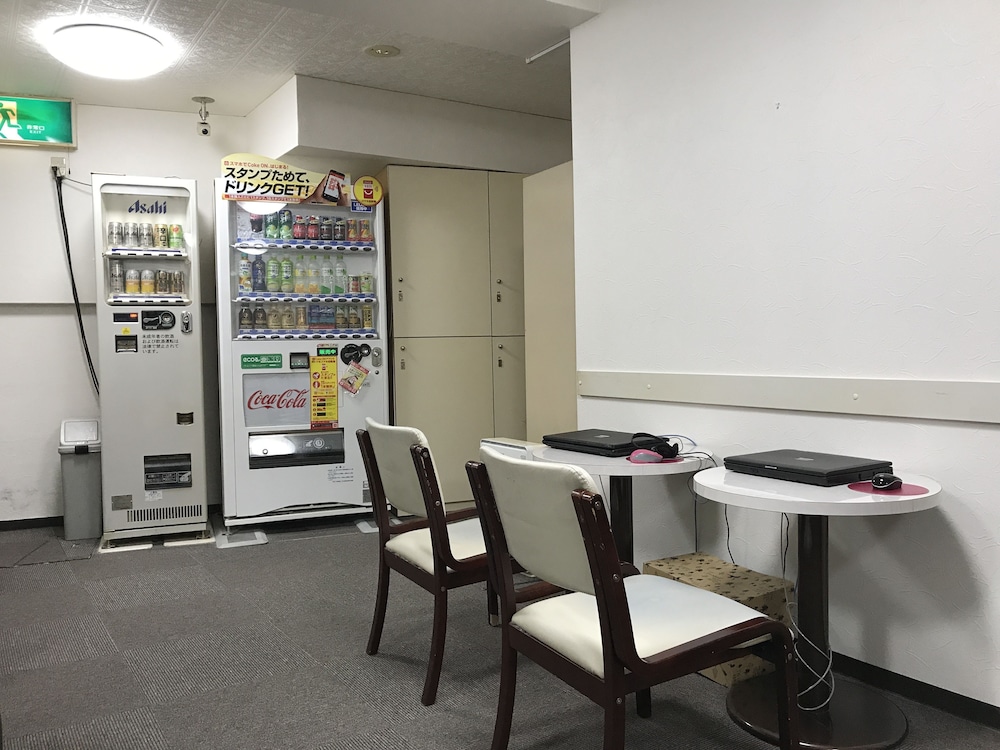 カプセルきぬやホテル池袋 - 男性専用 東京