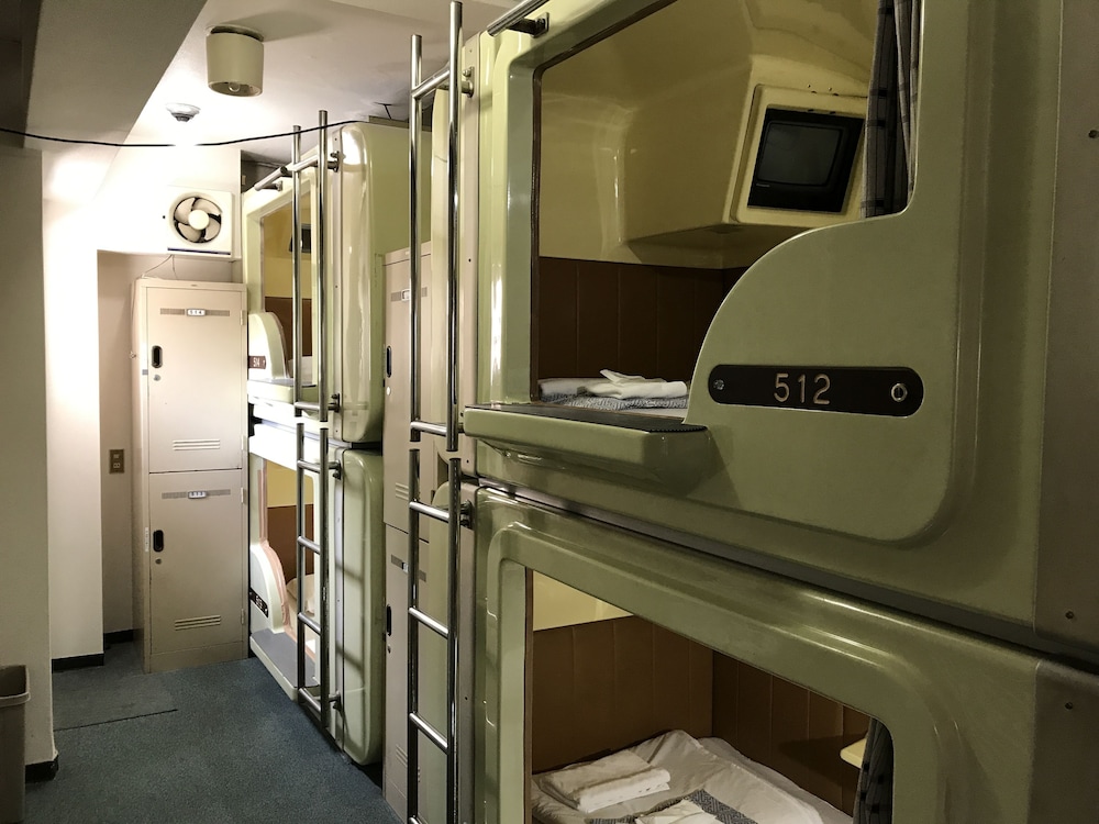 カプセルきぬやホテル池袋 - 男性専用 東京