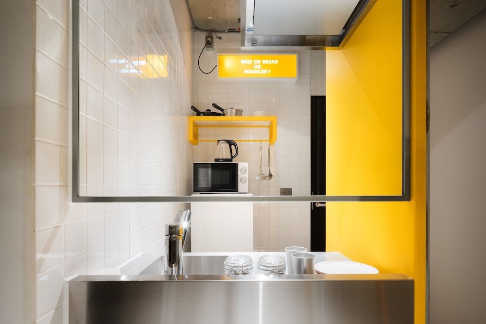 BNA STUDIO AKIHABARA 東京