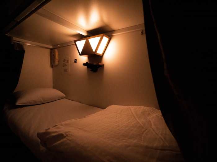 TRAIN HOSTEL 北斗星 東京