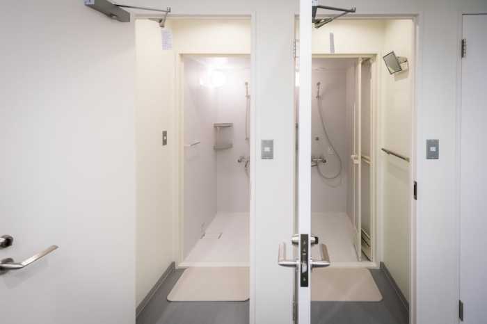 TRAIN HOSTEL 北斗星 東京
