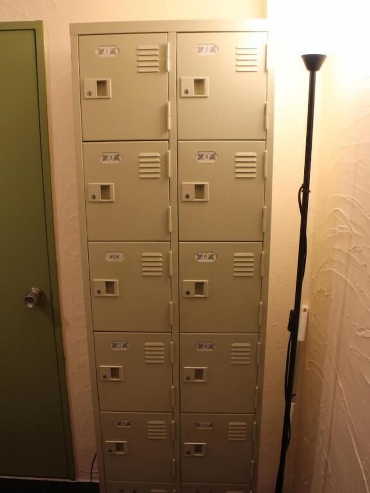 YOKO HOUSE - HOSTEL 東京