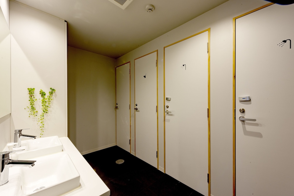 PLAT HOSTEL KEIKYU MINOWA FOREST 東京