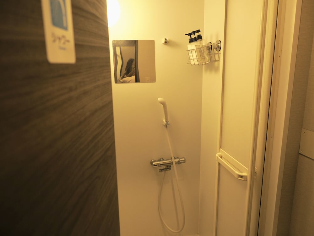 BNB+ SECRET BASE MEJIRO - HOSTEL 東京