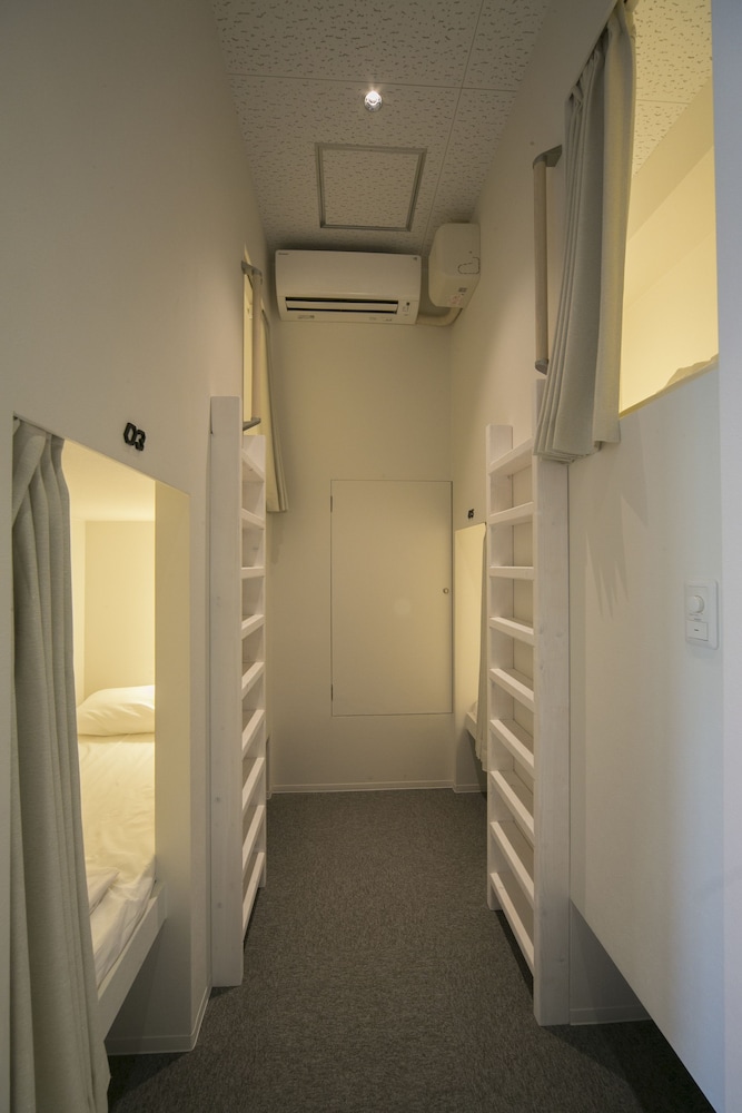 THE MICRO MUSEUM HOSTEL UGUISUDANI 東京