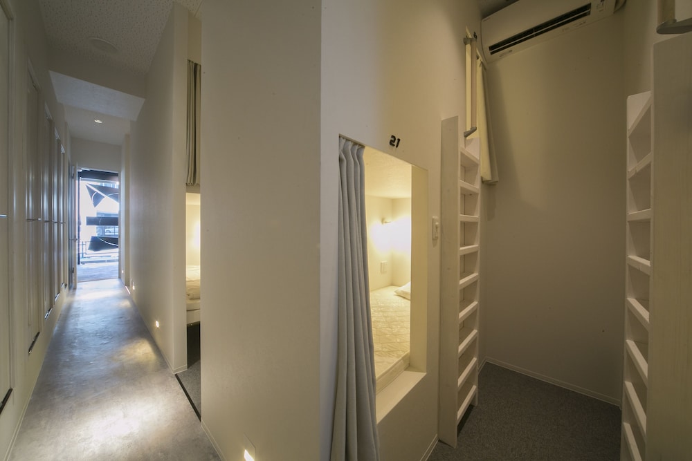 THE MICRO MUSEUM HOSTEL UGUISUDANI 東京
