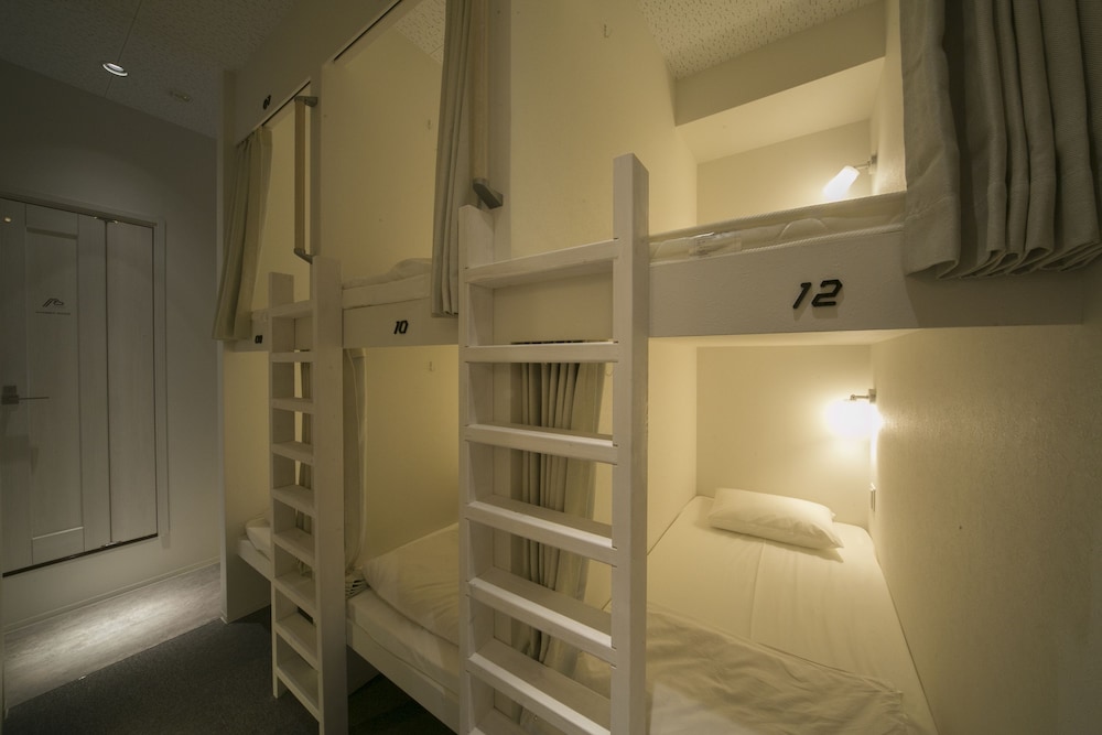 THE MICRO MUSEUM HOSTEL UGUISUDANI 東京