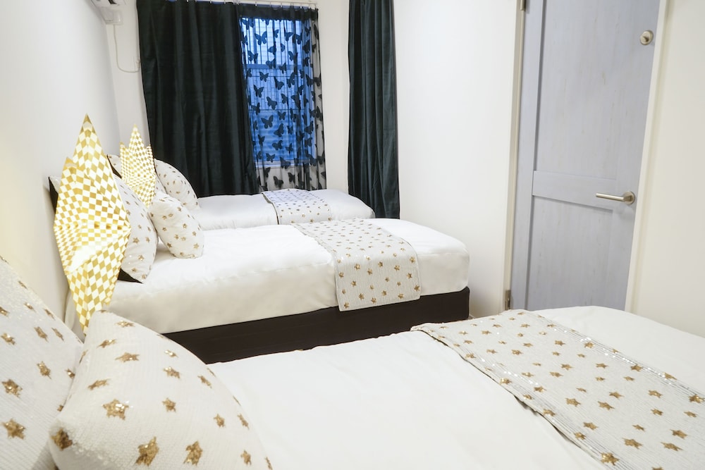 HOTEL BLUE EMPIRE IN SHINJUKU 東京