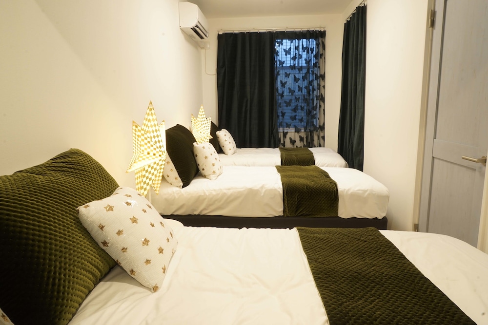 HOTEL BLUE EMPIRE IN SHINJUKU 東京