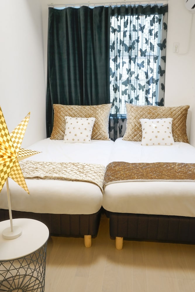 HOTEL BLUE EMPIRE IN SHINJUKU 東京