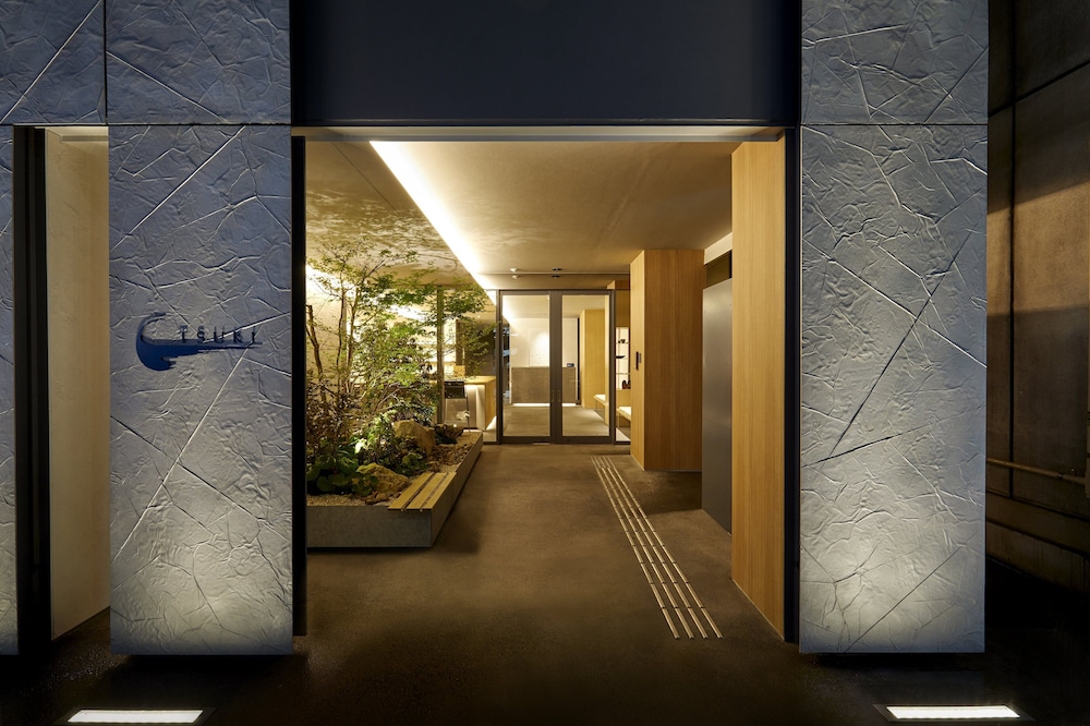 TSUKI TOKYO 東京