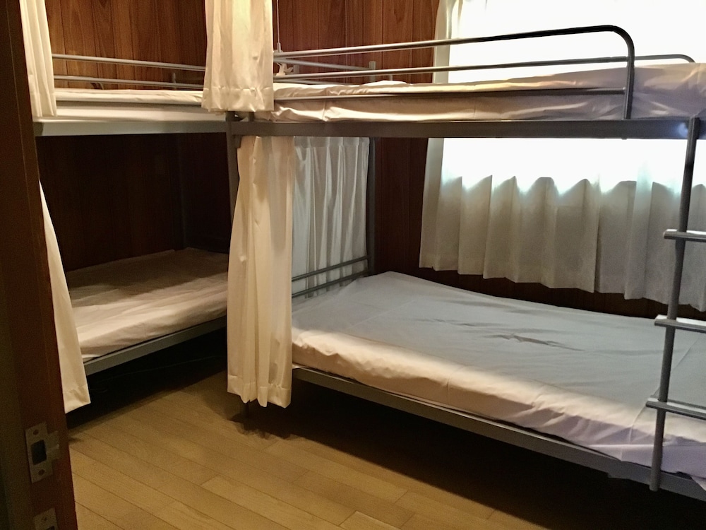 HOSTEL BOOKCAFE 東京