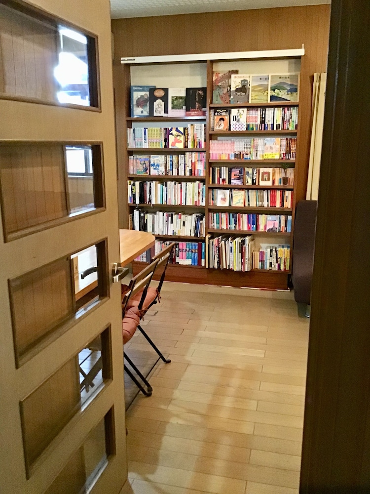 HOSTEL BOOKCAFE 東京