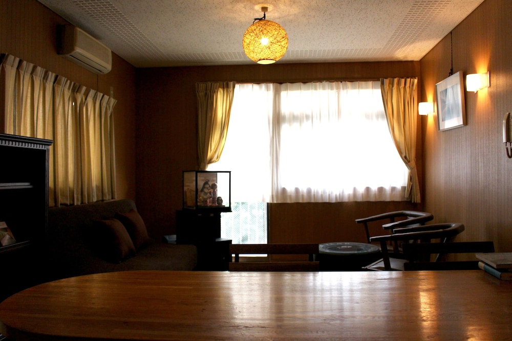 HOSTEL BOOKCAFE 東京