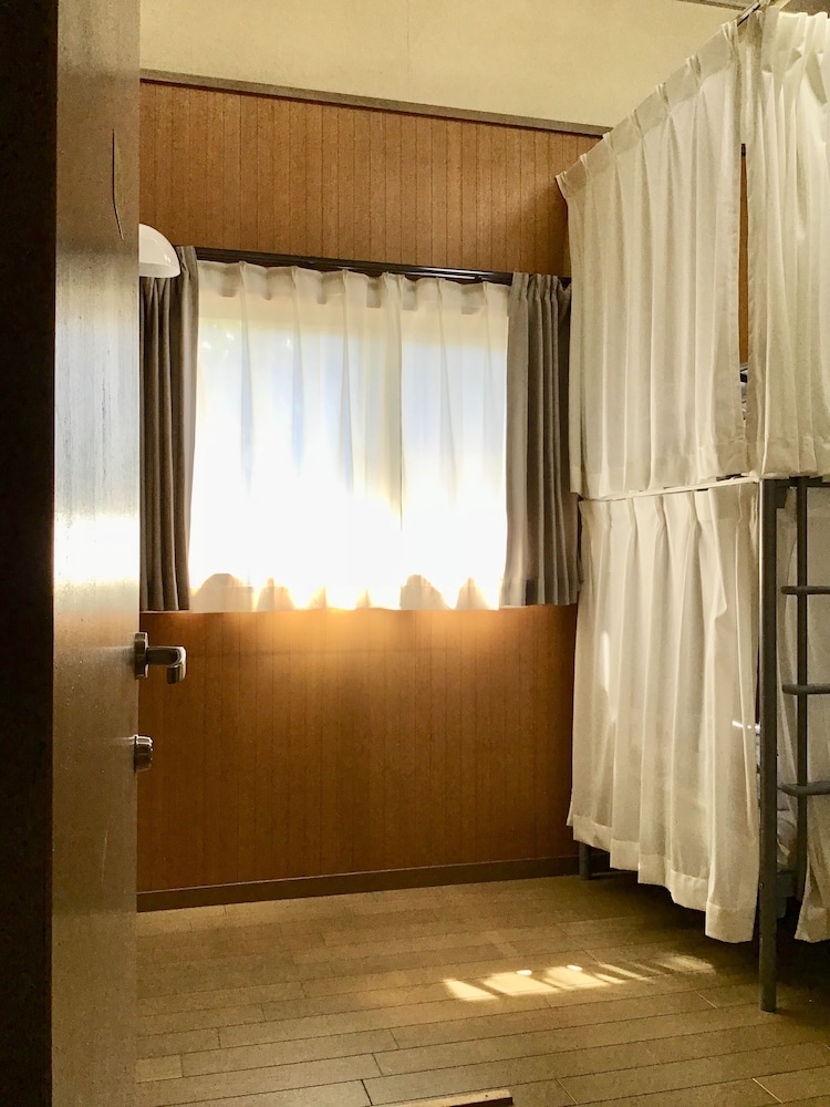 HOSTEL BOOKCAFE 東京