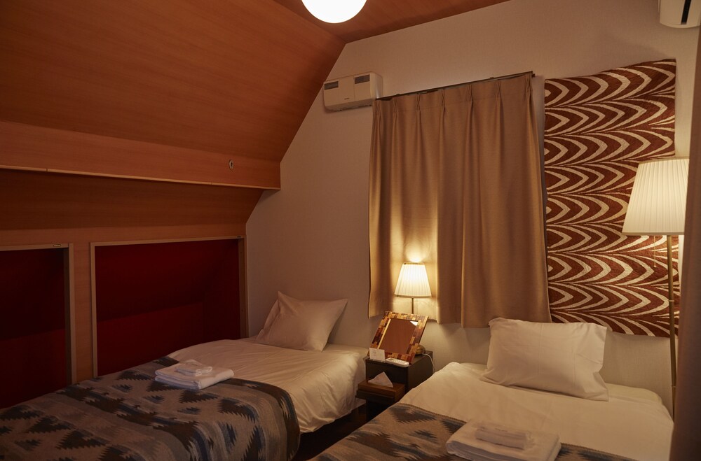 JAPAN　HOSTEL 深夜特急 東京
