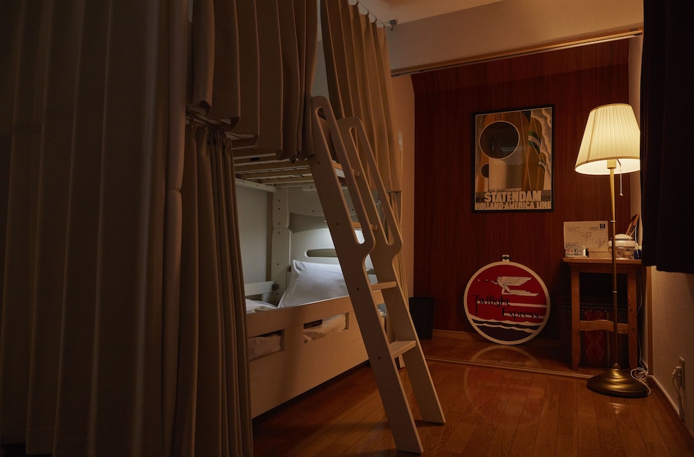 JAPAN　HOSTEL 深夜特急 東京