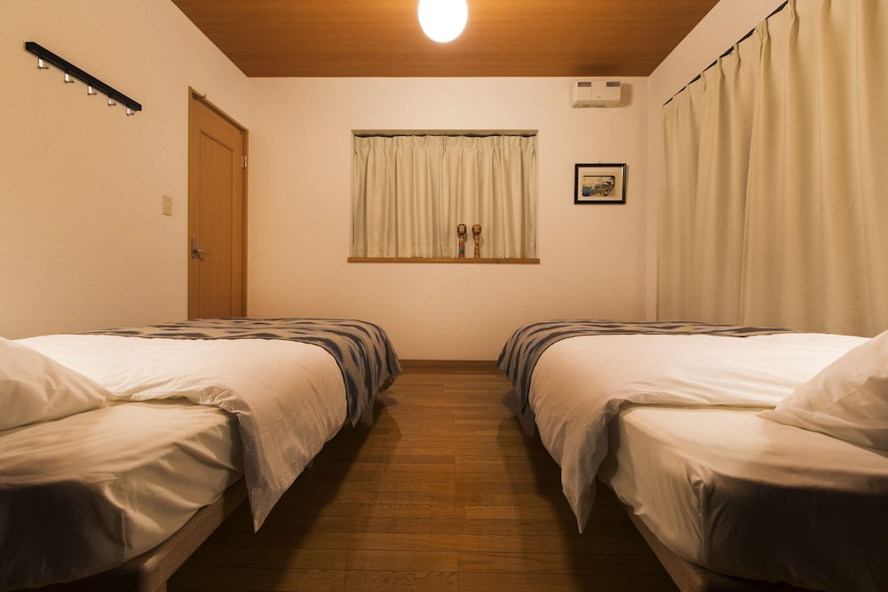 JAPAN　HOSTEL 深夜特急 東京