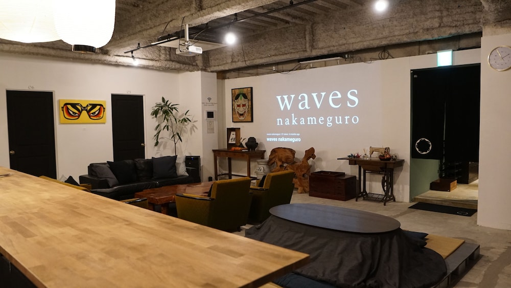 WAVES NAKAMEGURO 東京