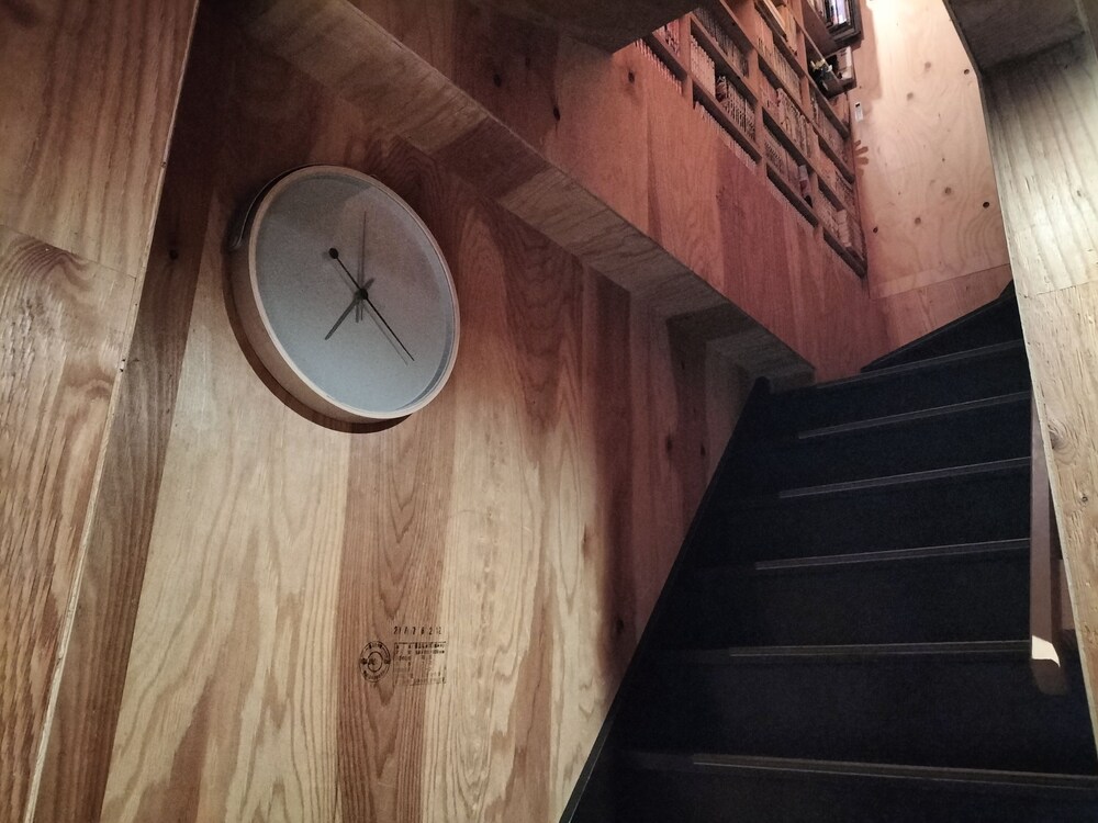 VACATION HOUSE SECRETBASE 東京