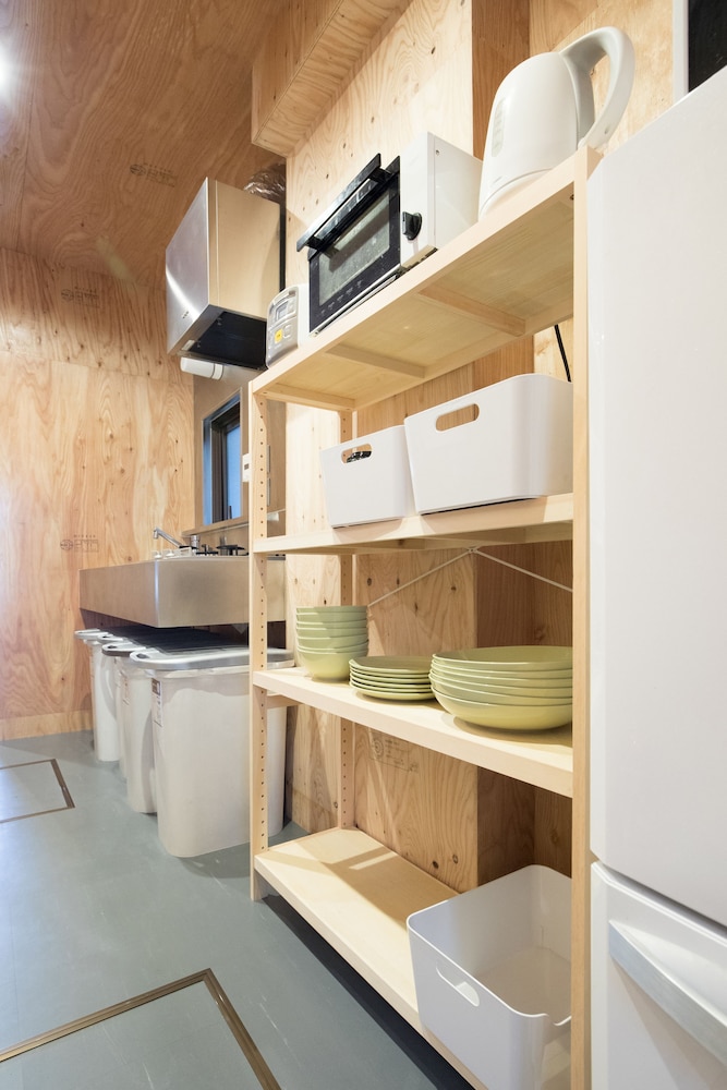 VACATION HOUSE SECRETBASE 東京