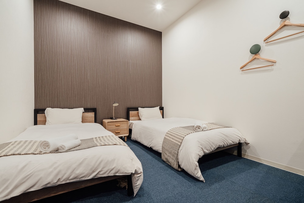 PLAYSIS EAST TOKYO 東京
