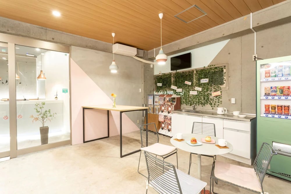 PLAYSIS EAST TOKYO 東京
