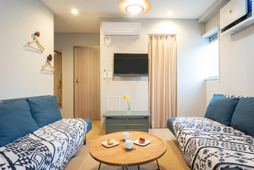 PLAYSIS EAST TOKYO 東京