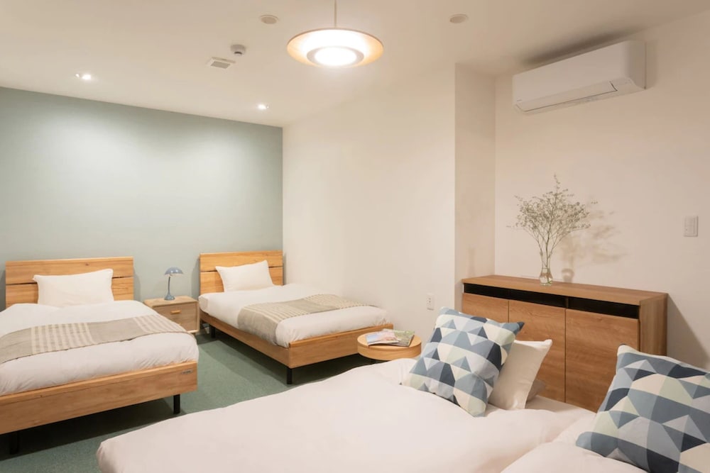 PLAYSIS EAST TOKYO 東京