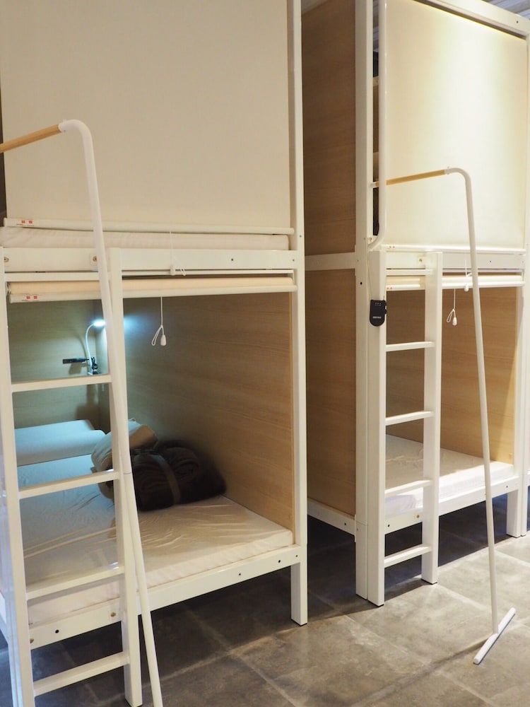 BED AND YOGA TOKYO 東京