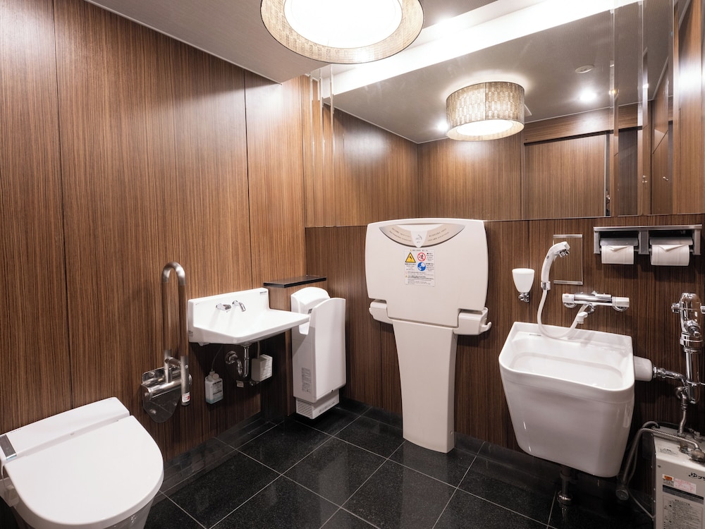 アパホテル〈小伝馬町駅前〉 東京