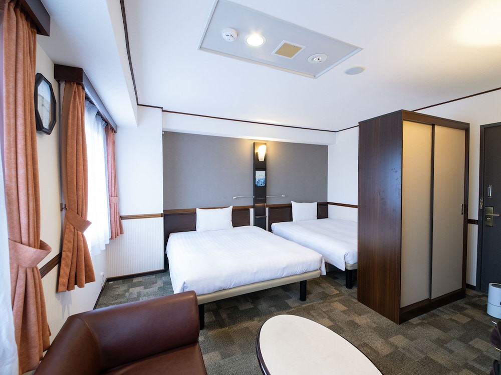 東横 INN 立川駅北口 東京