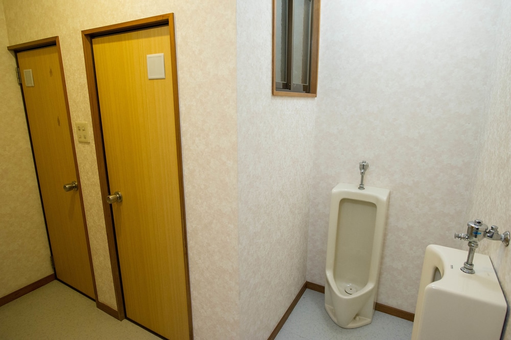 駅前山小屋 A-YARD 東京