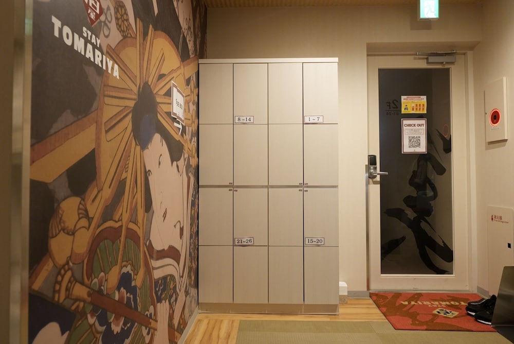 ホテル泊屋 上野 東京