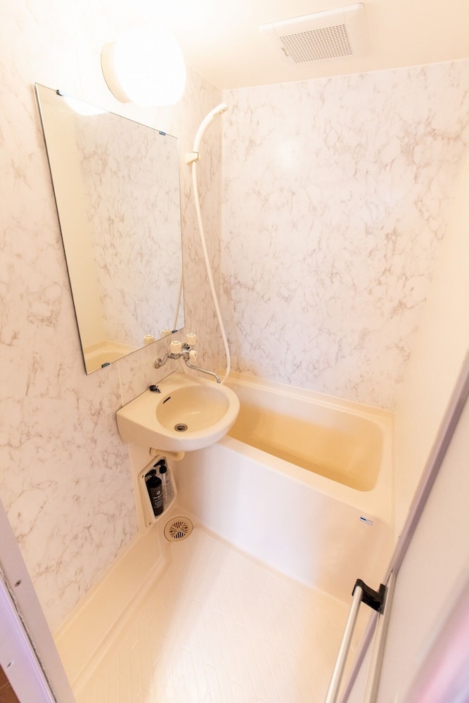 NEAR SHINJUKU SHIBUYA FAMILY APT 4PPL B 東京
