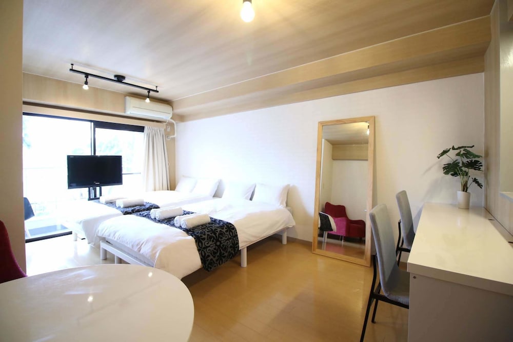 F APT 202 MICKEY HOUSE SHIBUYA SHINJUKU 東京