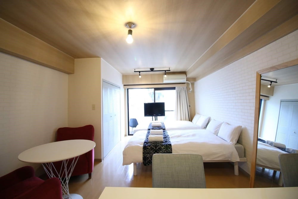 F APT 202 MICKEY HOUSE SHIBUYA SHINJUKU 東京