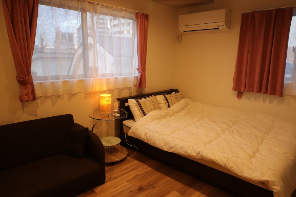 H2O USHIGOME HOUSE 東京