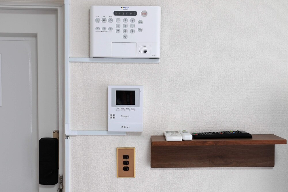 ROLANS HOUSE 401 東京