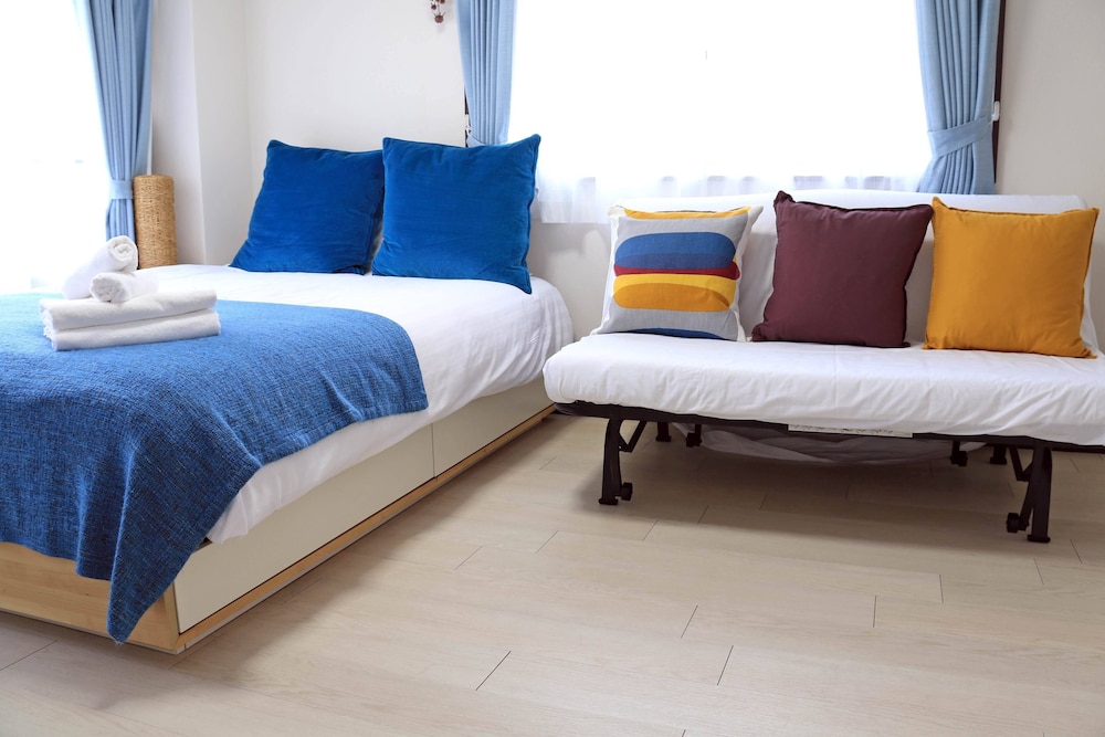 ROLANS HOUSE 401 東京