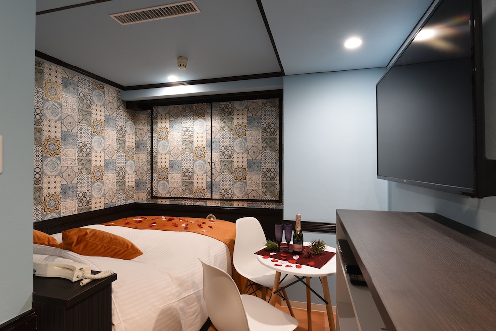 HOTEL チャリチョコ - 大人限定 東京