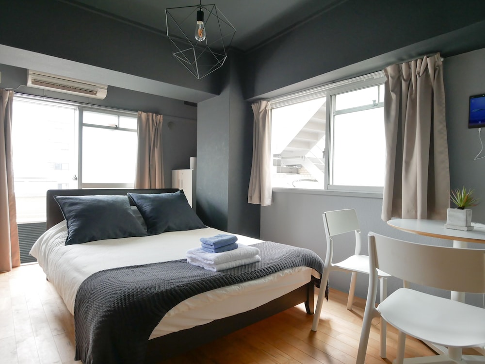 301 NEWLY OPENED SHIBUYA YOYOGIKOEN AREA 東京